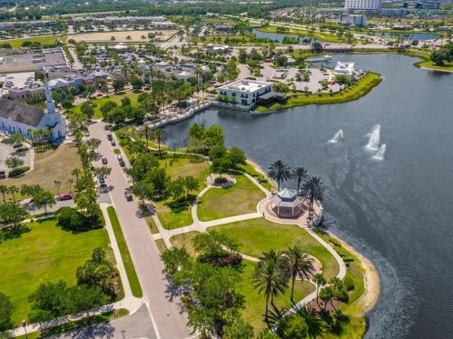 10611 Academic Way, Fort Pierce FL 34987-2348 exterior