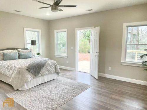 900 Ctr Hl Ave, Atlanta GA 30318-4749 exterior