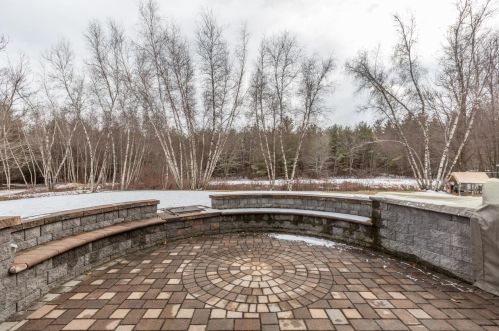 2 Asa Dr, Concord NH  03304-4012 exterior