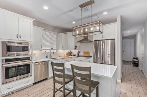 24142 20th Pl, Phoenix AZ  85024-7533 exterior