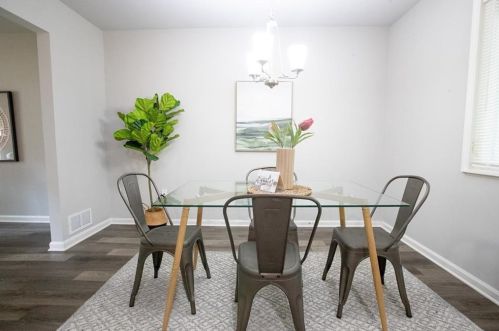 2957 Eleanor Ter, Atlanta GA  30318-6078 exterior