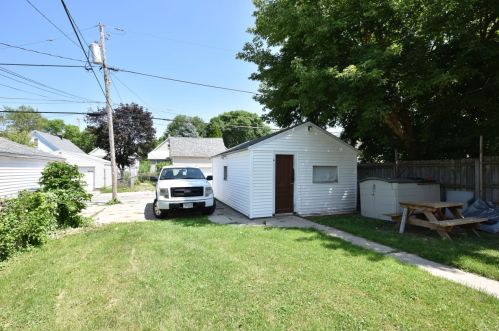 2658 12th St, Milwaukee WI 53215-3334 exterior