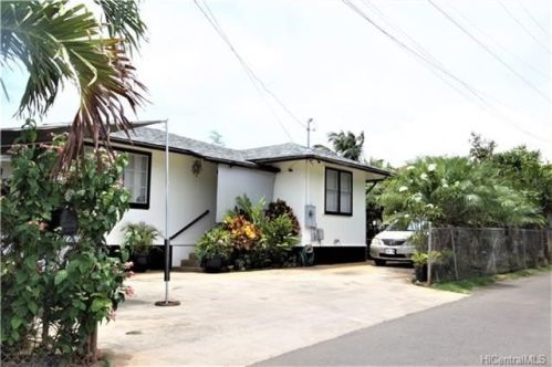 1822 Beckley St, Honolulu, HI 96819-3468