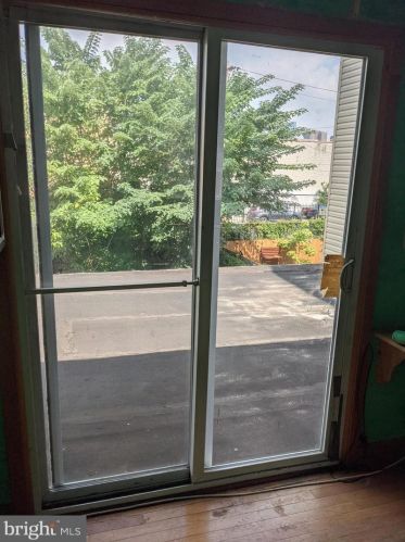 2029 Ellsworth St, Philadelphia PA 19146-3010 exterior