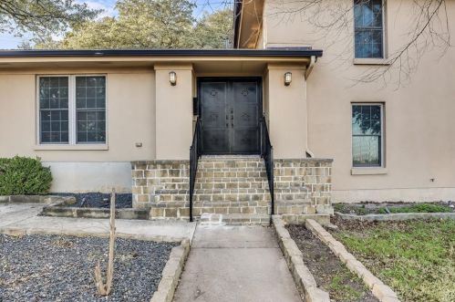 4900 Balcones Dr, Austin TX  78731-5417 exterior