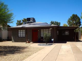 3538 Yale St, Phoenix, AZ 85008-2137