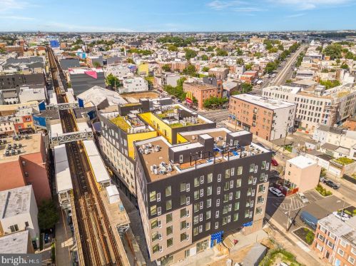 1131 Front St, Philadelphia PA 19147-0055 exterior