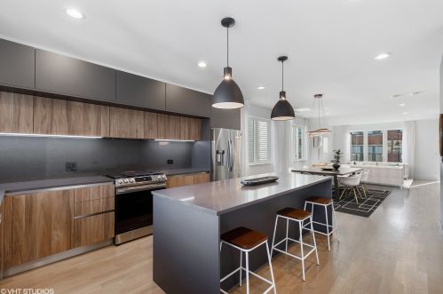 2522 Polk St, Chicago IL 60612-4126 exterior