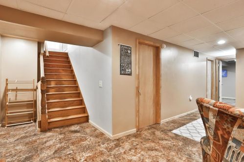 5321 Staely Ave, Saint Louis MO 63123-3652 exterior