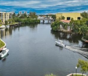 12 Royal Palm Way, Boca Raton FL  33432-8761 exterior