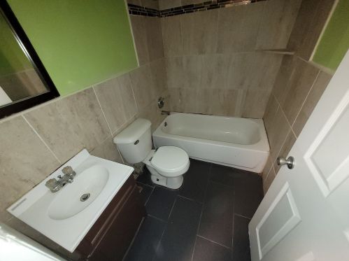 307 5 Ave, Broadview IL 60153-1192 exterior