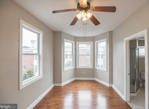 931 18 St, Philadelphia PA 19140-3508 exterior