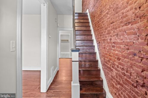 583 Martin St, Philadelphia PA  19128-1620 exterior