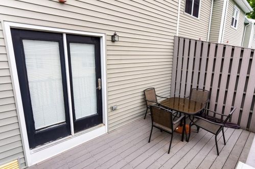 47 Morgan Ave, Providence RI  02911-1218 exterior