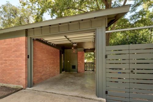 1809 Forestglade Dr, Austin TX  78745-1776 exterior