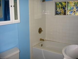 10 Oneida Ave, Hopatcong NJ  07843-1942 exterior