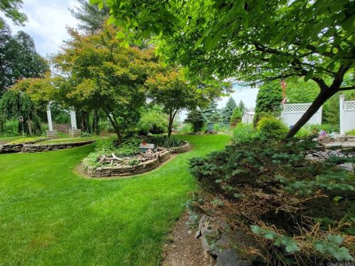 323 Grand Ave, Poughkeepsie, NY 12603-1030