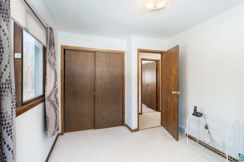 4759 Anderson Rd, Duluth MN 55811-1702 exterior