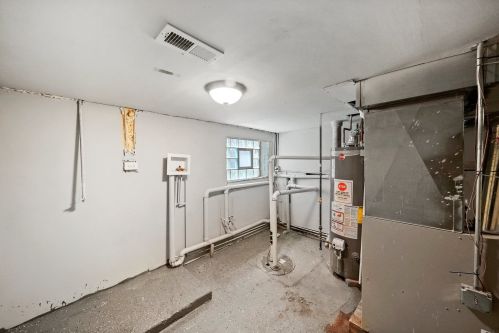 7141 Wabash Ave, Chicago IL 60628-7349 exterior