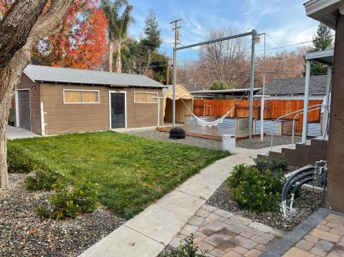 1115 Merritt St, Turlock CA  95380-4952 exterior