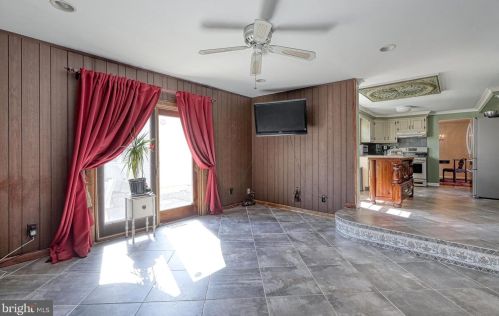 100 Acadia Dr, Riverton NJ 08077-3136 exterior