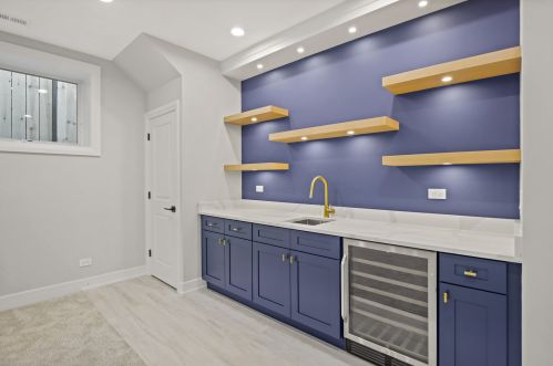 1323 Nelson St, Chicago IL 60657-3103 exterior