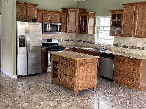 21 Fairview Ave, Poughkeepsie NY  12601-1344 exterior