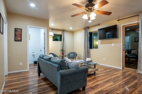 2201 Los Altos Ave, Tucson AZ  85705-5727 exterior