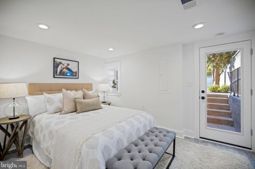 30 Adams St, Washington DC  20001-1026 exterior