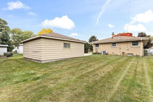 4703 Spg Ln, Milwaukee WI 53223-4340 exterior