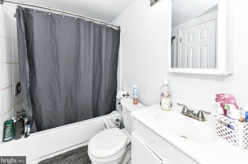 32 Florida Ave, Washington DC 20001-1143 exterior