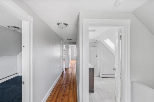 233 Indiana Ave, Providence RI 02905-4403 exterior