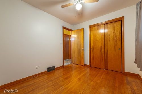 3433 54 St, Chicago IL 60632-3264 exterior