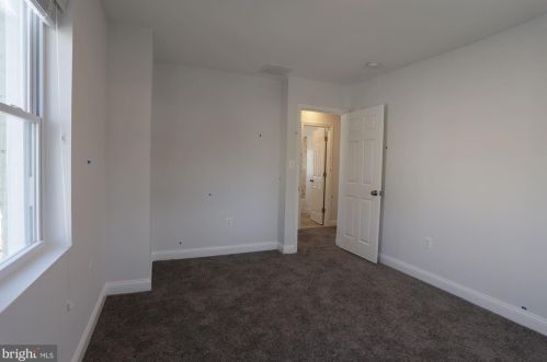 711 49 Pl, Washington DC 20019-4873 exterior