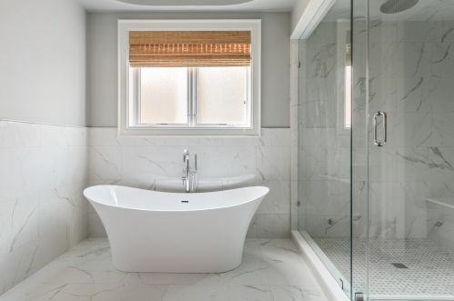 1025 Lill Ave, Chicago IL 60614-2107 exterior