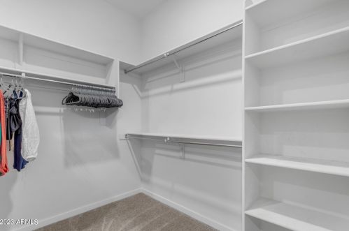 8513 22 Dr, Phoenix AZ 85041-7712 exterior