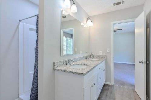 6765 Greenbower Ln, Atlanta GA  30349-4981 exterior