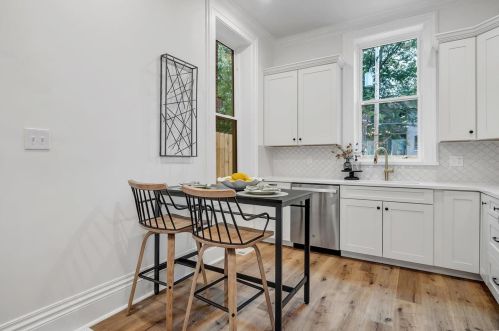 2646 Russell Blvd, Saint Louis MO 63104-2608 exterior