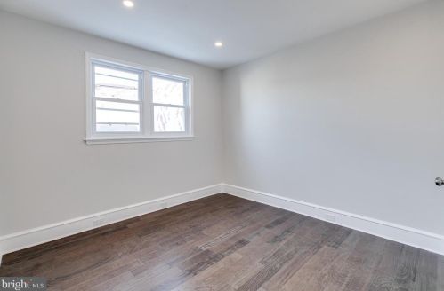 1619 6th St, Philadelphia PA  19122-2910 exterior