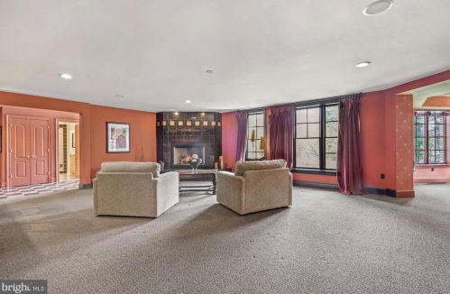 11300 Glen Rd, Rockville MD 20854-1849 exterior