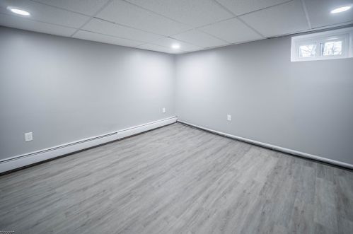 331 Haven Ave, Scotch Plains NJ  07076-1107 exterior