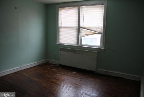 7115 Castor Ave, Philadelphia PA 19134-1502 exterior