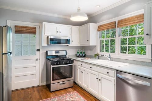 807 Cardova Dr, Atlanta GA 30324-4210 exterior