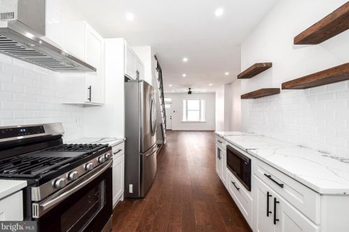 2517 Clarion St, Philadelphia PA  19148-4315 exterior