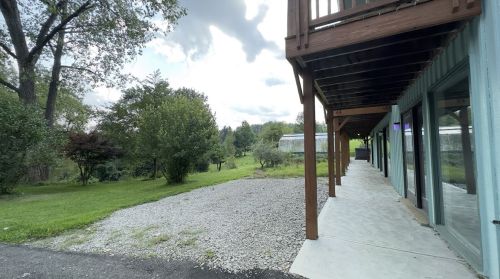 608 Dorseyville Rd, Pittsburgh PA  15238-1618 exterior