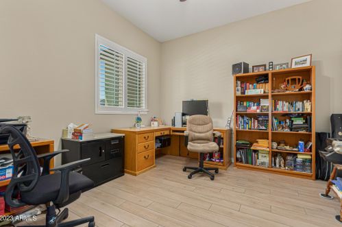 8607 16 Dr, Phoenix AZ 85007-4402 exterior