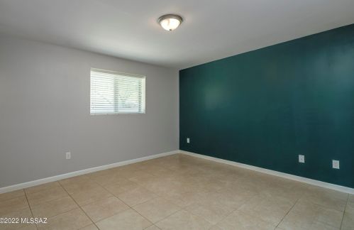 4950 Bermuda St, Tucson AZ 85712-2020 exterior