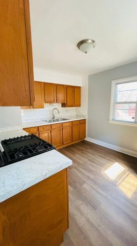 4728 44, Milwaukee WI 53218-5203 exterior