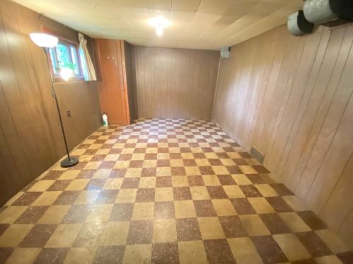 10052 Calvin St, Pittsburgh PA 15201-1144 exterior