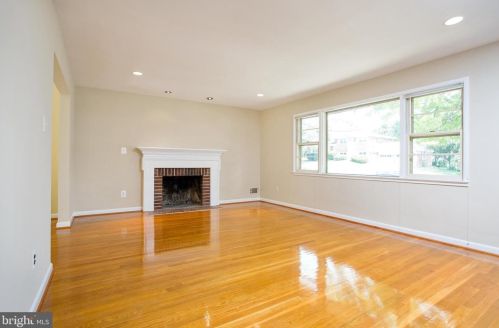 1708 Baldwin Dr, Mc Lean VA  22101-5048 exterior